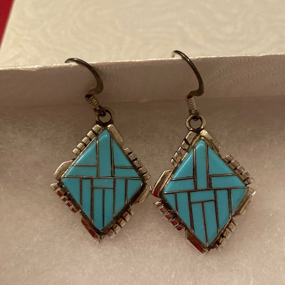 Zuni Turquoise Inlay Earrings - New without tags - Picture 6 of 6